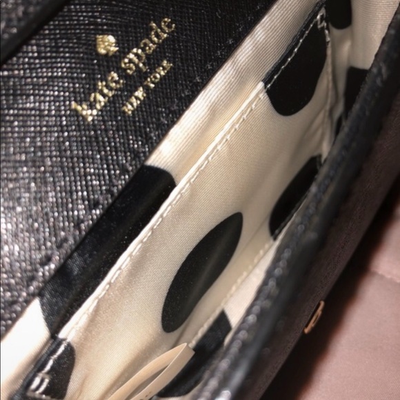 Kate Spade side purse - Picture 2 of 3